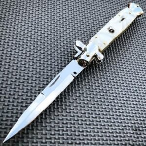 Italian stiletto pocket knife